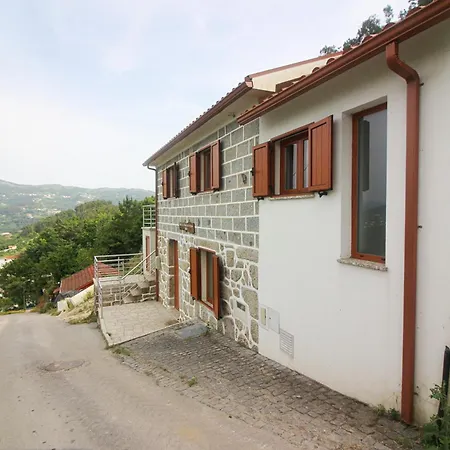 Holiday home Casa Da Carvalha Mona Rio Caldo