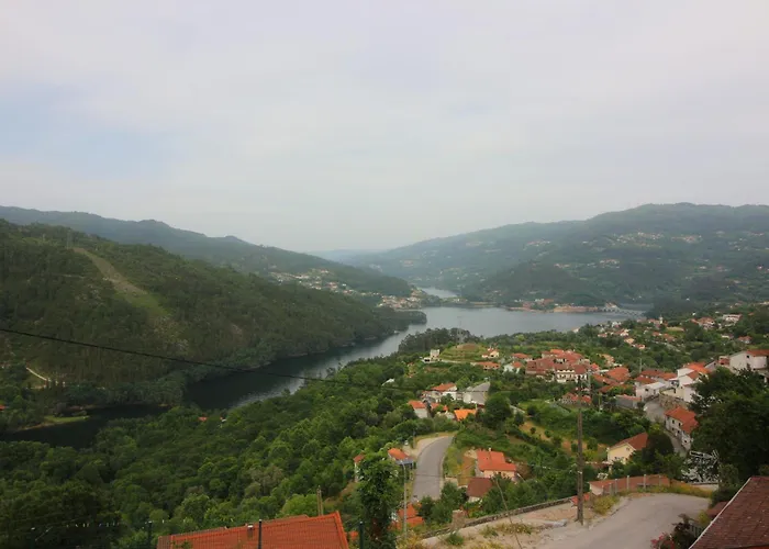 Casa Da Carvalha Mona *